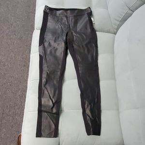 DeX faux leather front pants size medium black